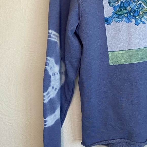 Mighty Fine Van Gogh Irises Tie Dye Blue Sweatshirt Size Small - Picture 3 of 5